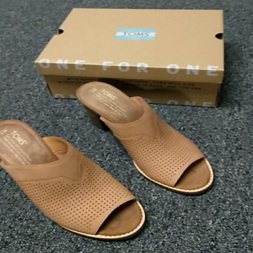 Majorca Mule Sandstorm Nubuck Perforated